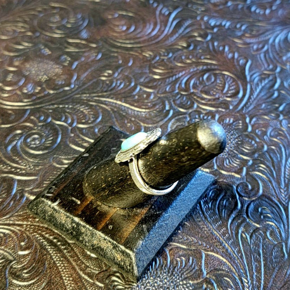 Punchy Western Turquoise Ring Antique Lightening Bolt Native Floral Burst Floral - Picture 8 of 10